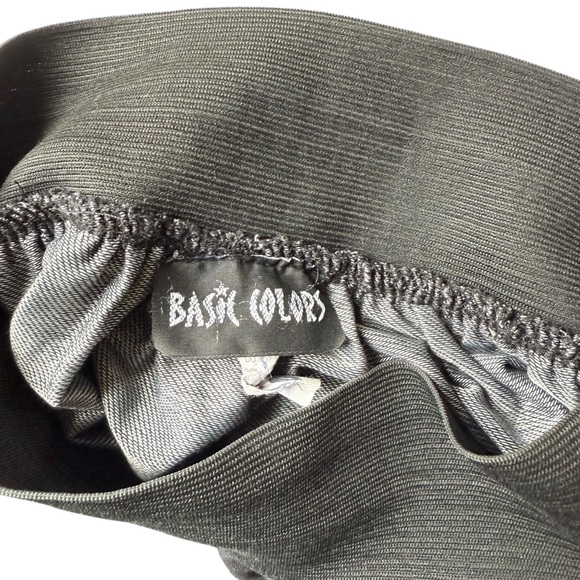 4/$25 Basic Colors Girls Black Knee Length Skirt with Elastic Waist Size 10/12 - Picture 4 of 7